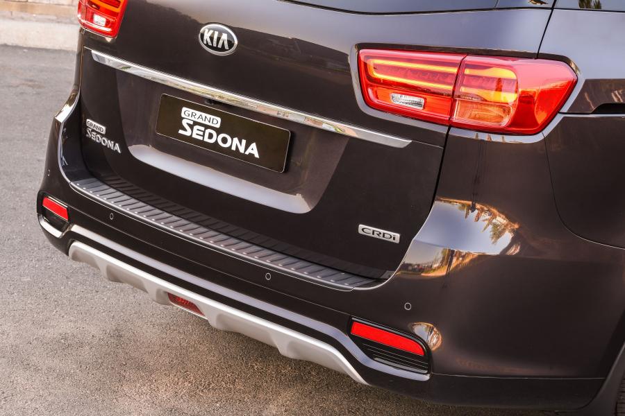 Детали экстерьера Kia Grand Sedona (YP) 2018 года  (ZA) (фото 25 из 40)